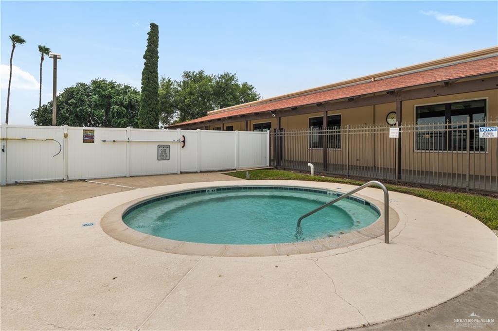 1306 Oak Street Harlingen, TX 78552 - Photo 18 of 24