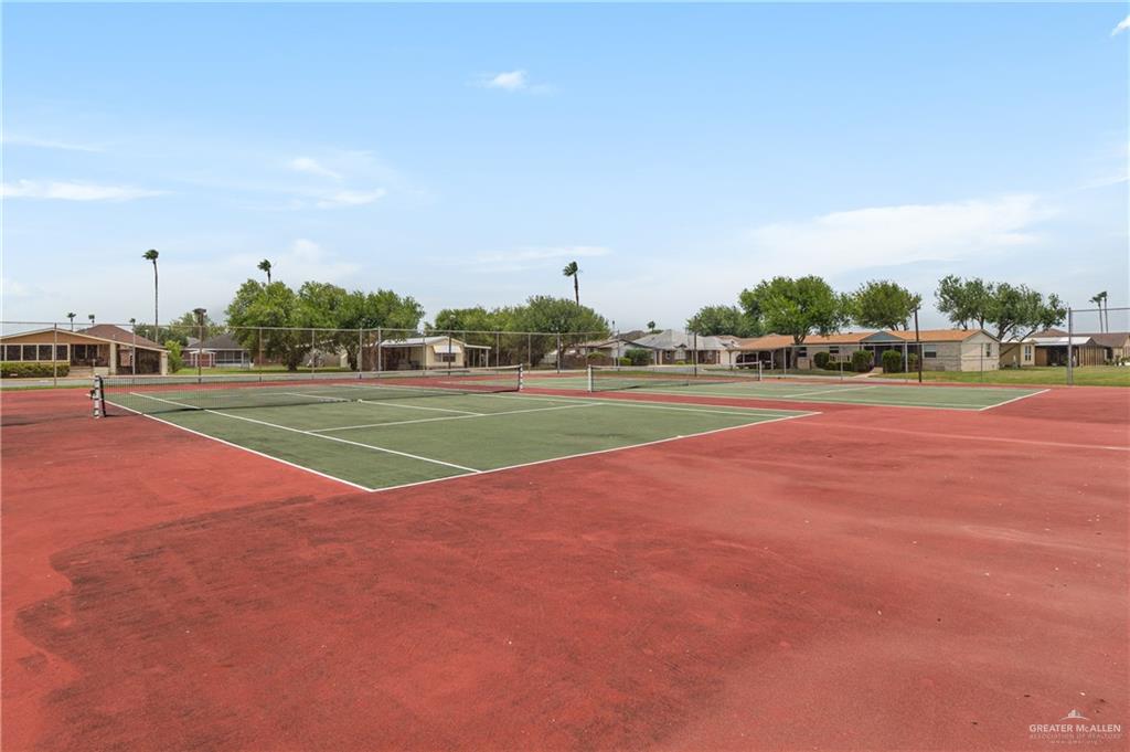 1306 Oak Street Harlingen, TX 78552 - Photo 19 of 24