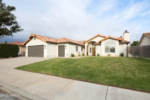 $999,000 | 2408 La Costa Drive, Santa Maria, CA 93455
