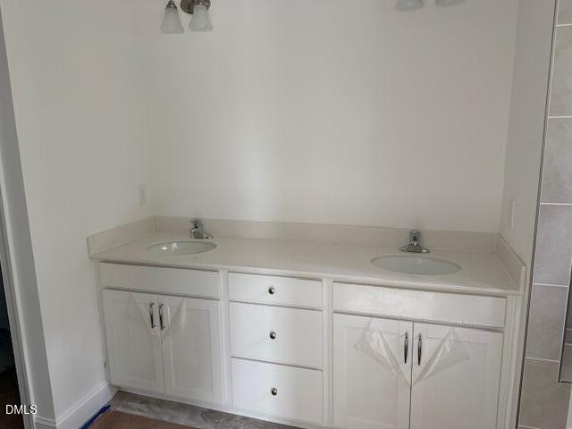 5422 Running Fox Lane Durham, NC 27703 - Photo 5 of 16 Primary Bath