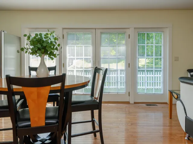 $429,500 | 55622 Red Arrow Highway, Lawrence, MI 49064