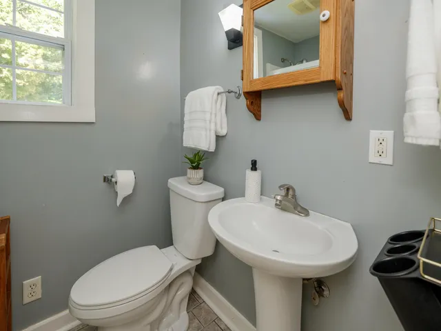 $429,500 | 55622 Red Arrow Highway, Lawrence, MI 49064