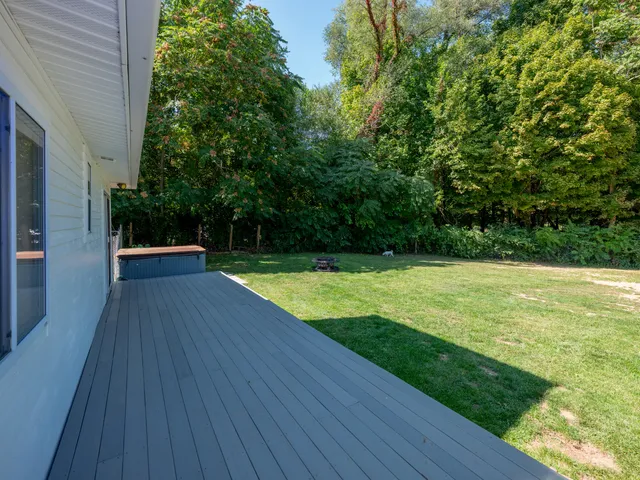 $429,500 | 55622 Red Arrow Highway, Lawrence, MI 49064