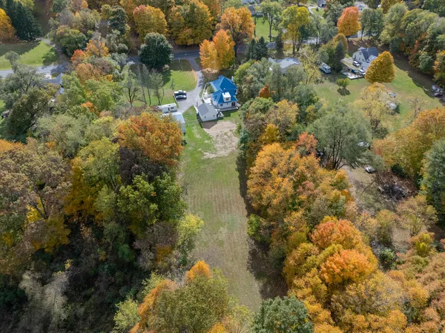 $429,500 | 55622 Red Arrow Highway, Lawrence, MI 49064