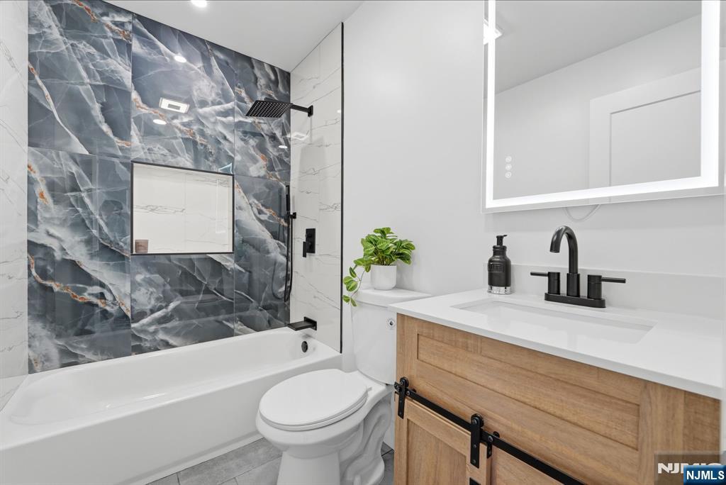 47 Darling Avenue Bloomfield, NJ 07003 - Photo 13 of 37