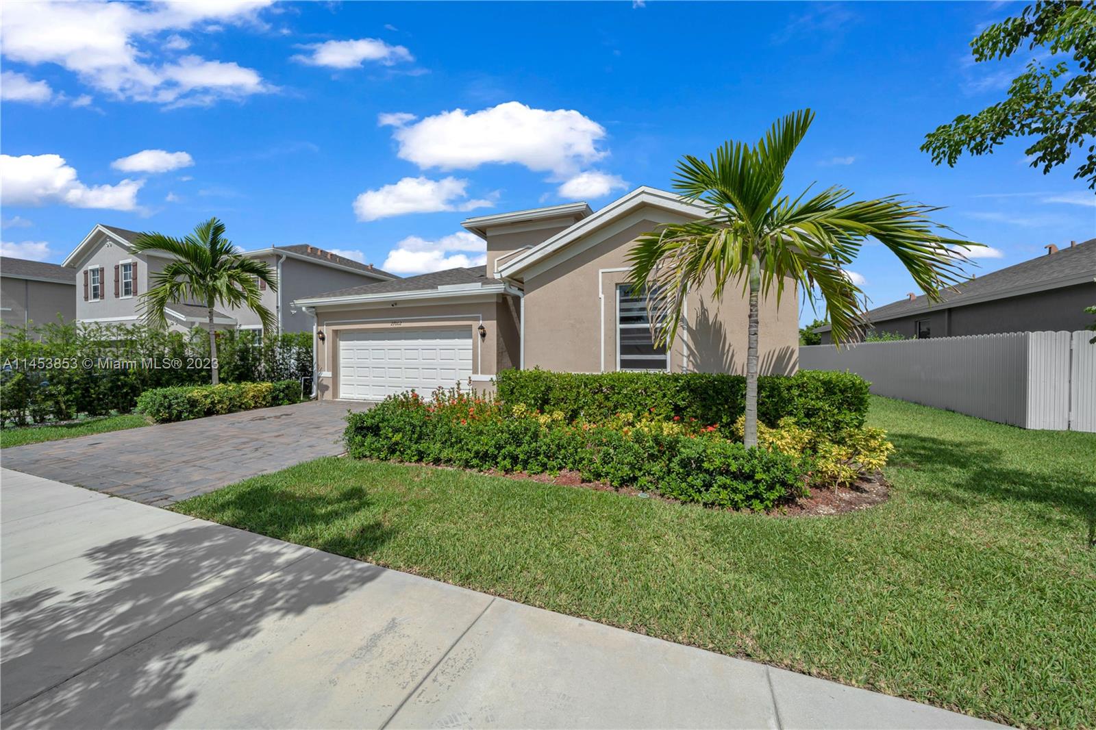 27002 Southwest 132 Ct Road Homestead, FL 33032 - Photo 5 of 24 Gallery Image 5