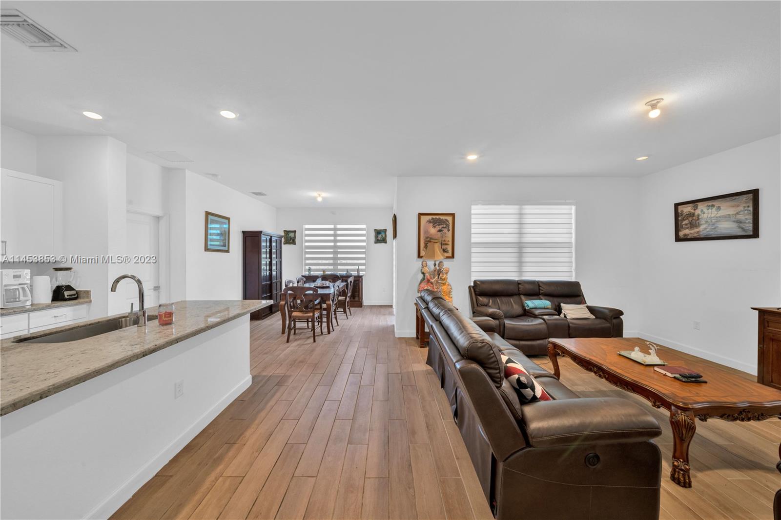 27002 Southwest 132 Ct Road Homestead, FL 33032 - Photo 8 of 24 Gallery Image 8