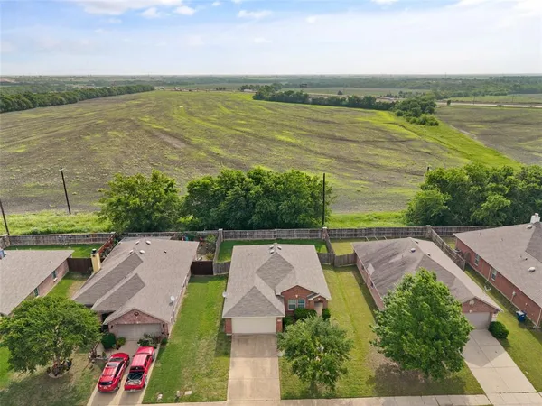 $1,875 | 308 Laurel Lane, Fate, TX 75087