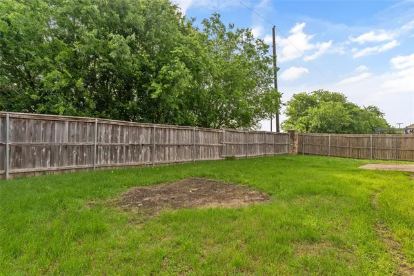 $1,875 | 308 Laurel Lane, Fate, TX 75087