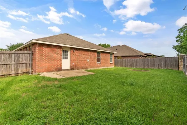 $1,875 | 308 Laurel Lane, Fate, TX 75087