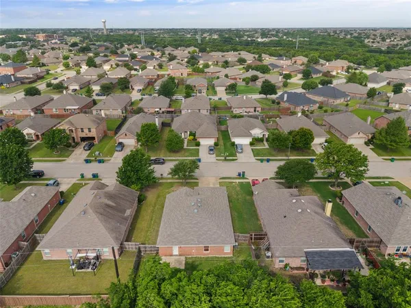 $1,875 | 308 Laurel Lane, Fate, TX 75087