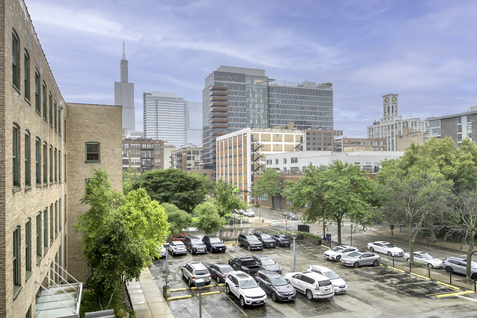 111 South Morgan Street, Unit 418 Chicago, IL 60607 - Photo 6 of 25 Gallery Image 6