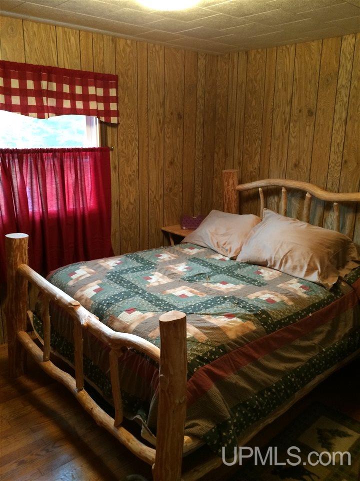 5902 Co Rd 511 Rapid River, MI 49878 - Photo 11 of 21