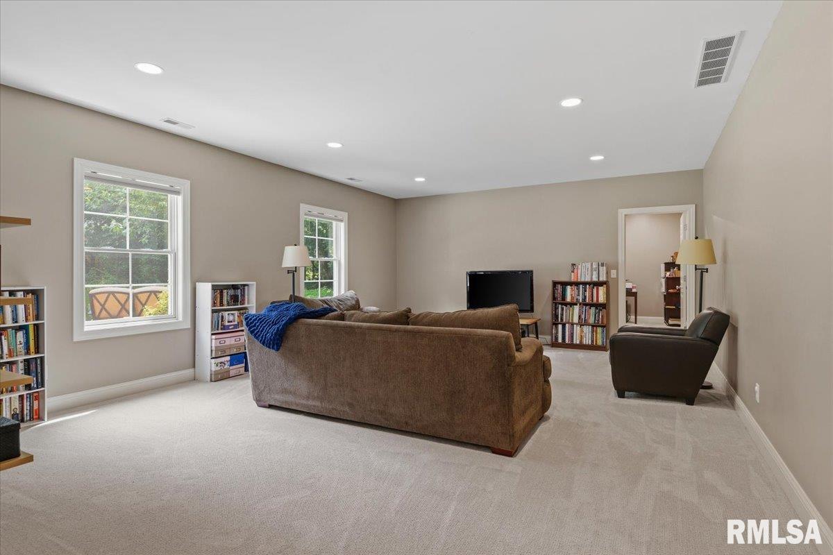 4248 Osage Road Springfield, IL 62711 - Photo 41 of 64