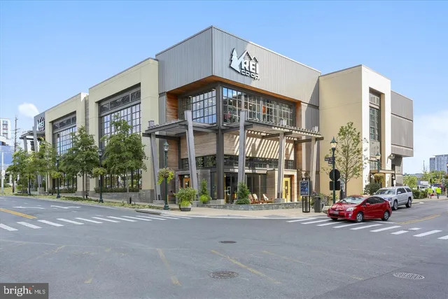 $1,880 | 11801 Rockville Pike, Unit 1109, Rockville, MD 20852