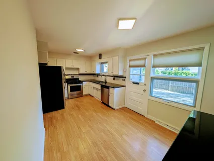 $2,950 | 3131 Lake Avenue, Unit F, Wilmette, IL 60091