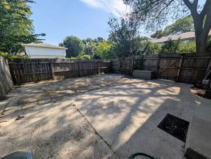 $2,950 | 3131 Lake Avenue, Unit F, Wilmette, IL 60091