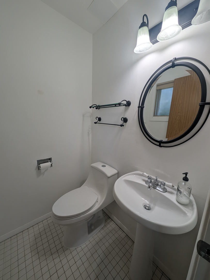 3131 Lake Avenue, Unit F Wilmette, IL 60091 - Photo 8 of 23