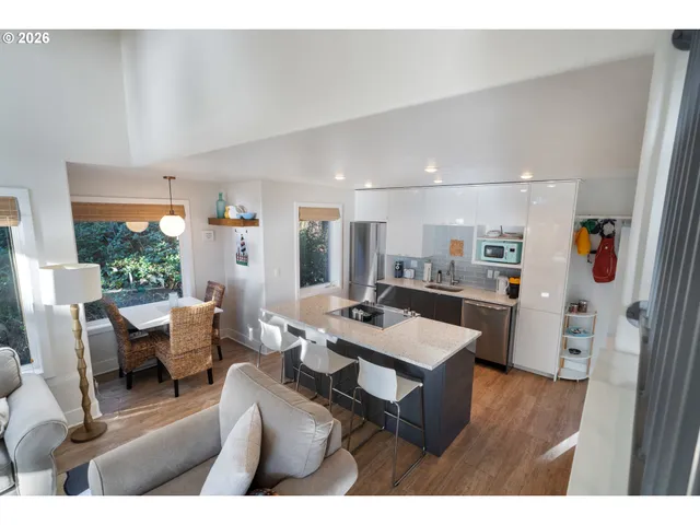 $549,000 | 505 Capes Drive, Unit 3, Oceanside, OR 97141