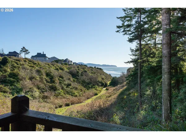 $549,000 | 505 Capes Drive, Unit 3, Oceanside, OR 97141