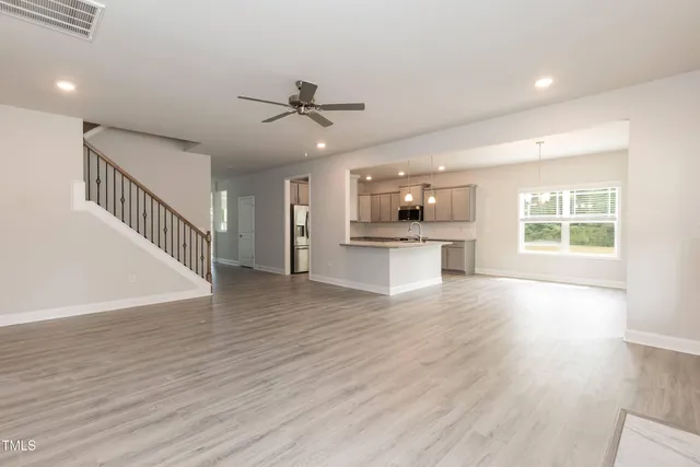 $477,400 | 198 Lake Edge Drive, Lillington, NC 27546