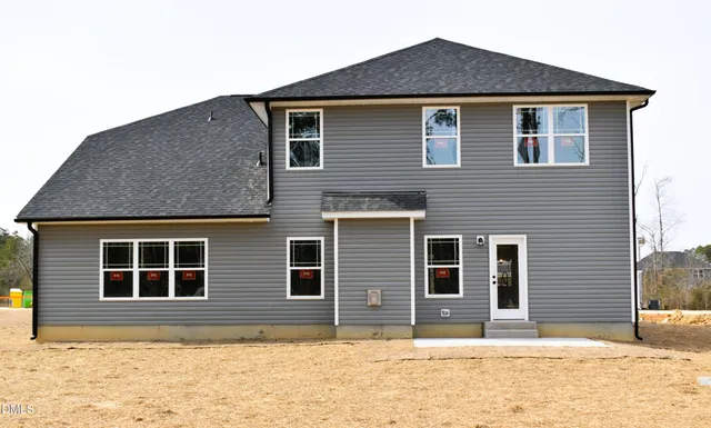 $447,400 | 198 Lake Edge Drive, Lillington, NC 27546