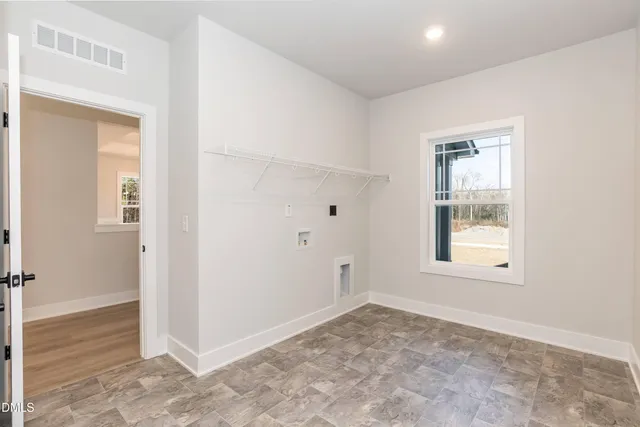 $447,400 | 198 Lake Edge Drive, Lillington, NC 27546