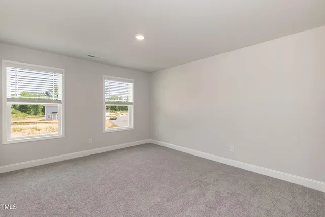 $477,400 | 198 Lake Edge Drive, Lillington, NC 27546