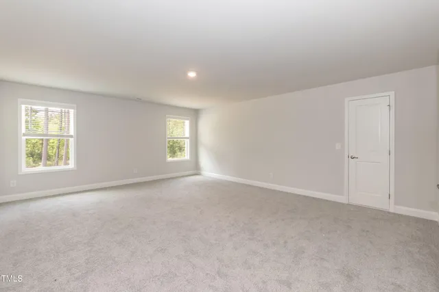 $477,400 | 198 Lake Edge Drive, Lillington, NC 27546