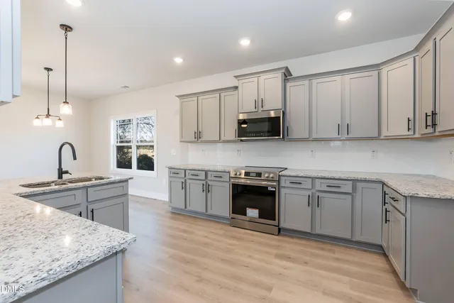 $447,400 | 198 Lake Edge Drive, Lillington, NC 27546