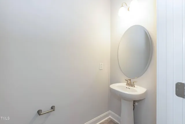 $477,400 | 198 Lake Edge Drive, Lillington, NC 27546