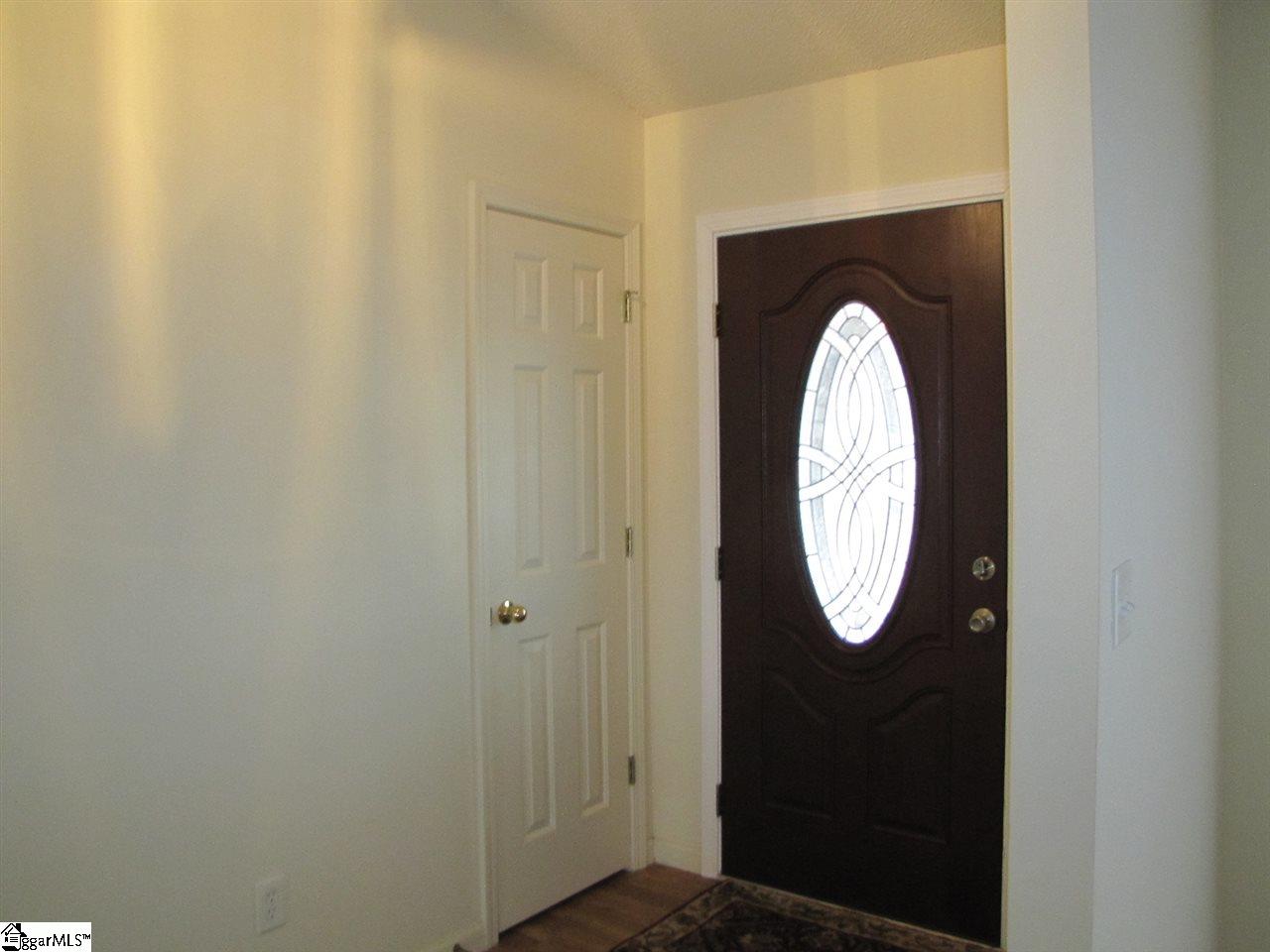 516 East Victor Hill Road Duncan, SC 29334 - Photo 4 of 28 Gallery Image 4