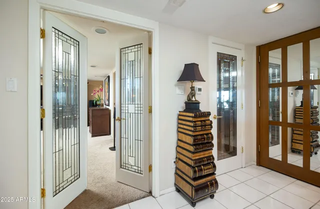 a view of entryway with a front door