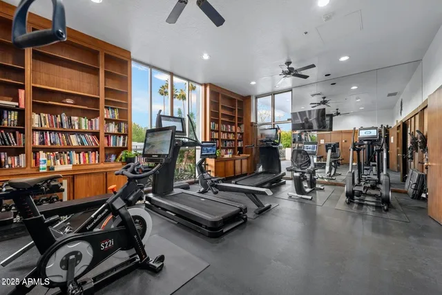 $600,000 | 2323 North Central Avenue, Unit 1704, Phoenix, AZ 85004
