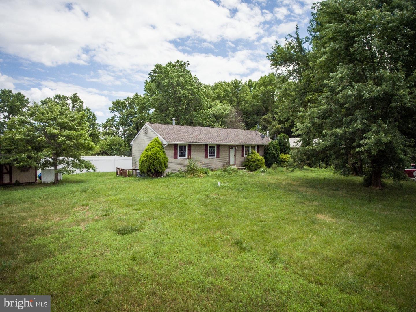 135 Straughns Mill Road Pedricktown, NJ 08067 - Photo 3 of 5 Gallery Image 3
