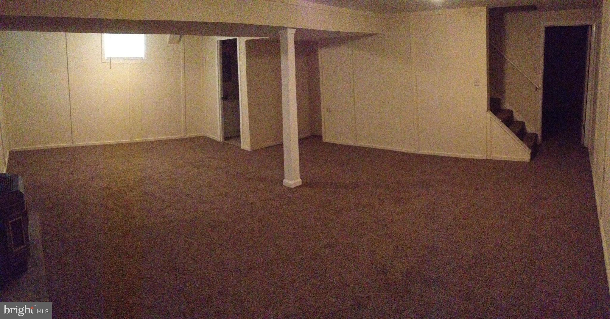 6432 St Phillips Road Linthicum, MD 21090 - Photo 17 of 27 an empty room with windows