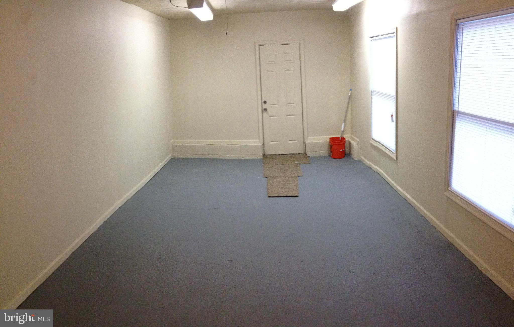 6432 St Phillips Road Linthicum, MD 21090 - Photo 27 of 27 en empty room with windows