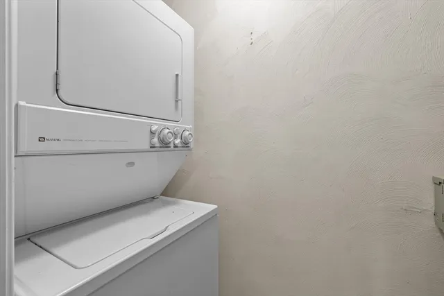 $485,000 | 1 Millbrook Lane, Unit 304, Wakefield, MA 01880