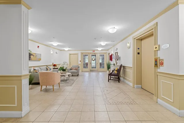 $485,000 | 1 Millbrook Lane, Unit 304, Wakefield, MA 01880