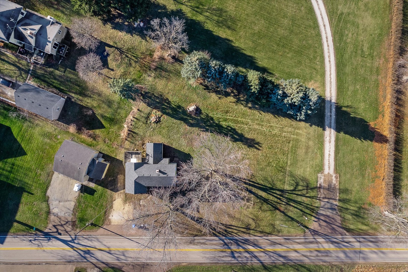2-s086 2-s086 Harter Road Elburn, IL 60119 - Photo 25 of 34 a view of a yard