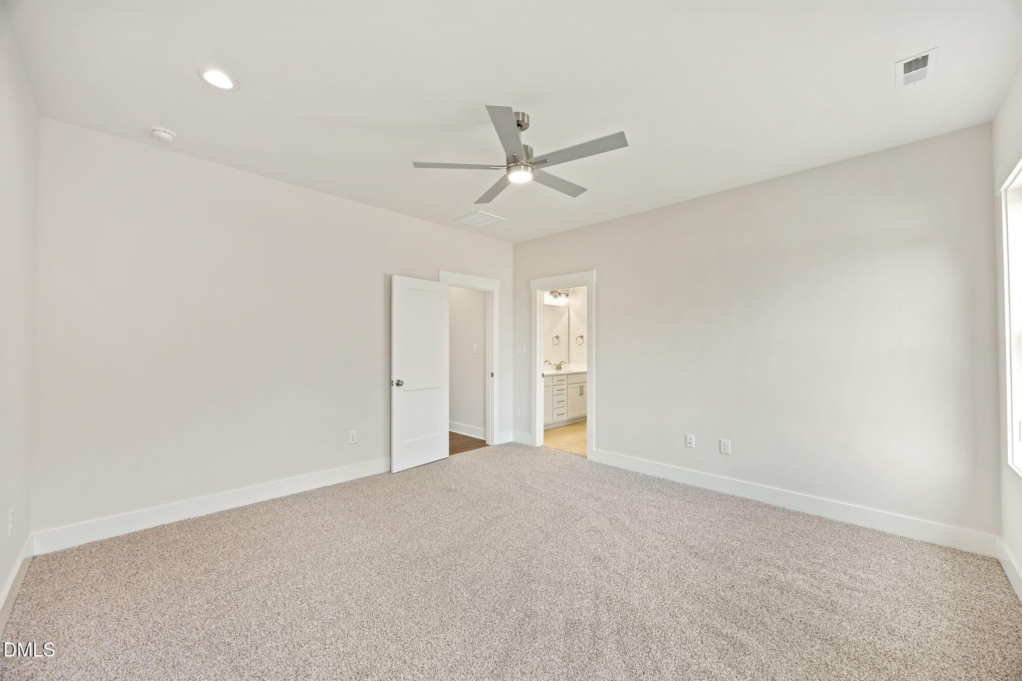 217 Freedom Rdg Drive Smithfield, NC 27577 - Photo 26 of 31 26-web-or-mls-9L1A7216