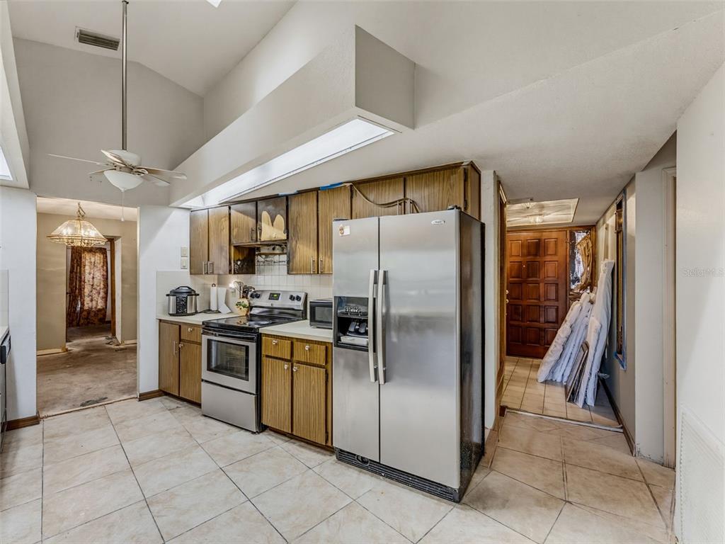 5405 Frost Road Spring Hill, FL 34606 - Photo 10 of 49