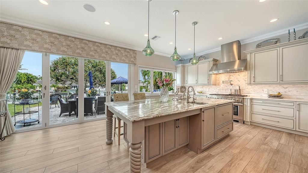 536 Ketch Lane Longboat Key, FL 34228 - Photo 19 of 80