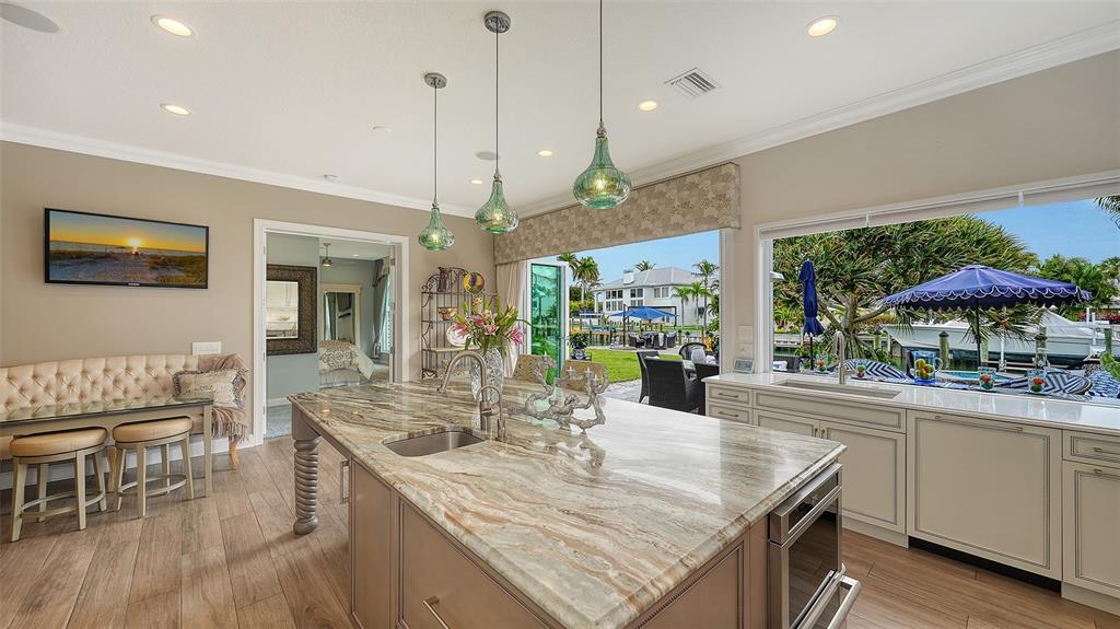 536 Ketch Lane Longboat Key, FL 34228 - Photo 22 of 80