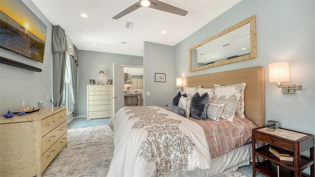 536 Ketch Lane Longboat Key, FL 34228 - Photo 28 of 80