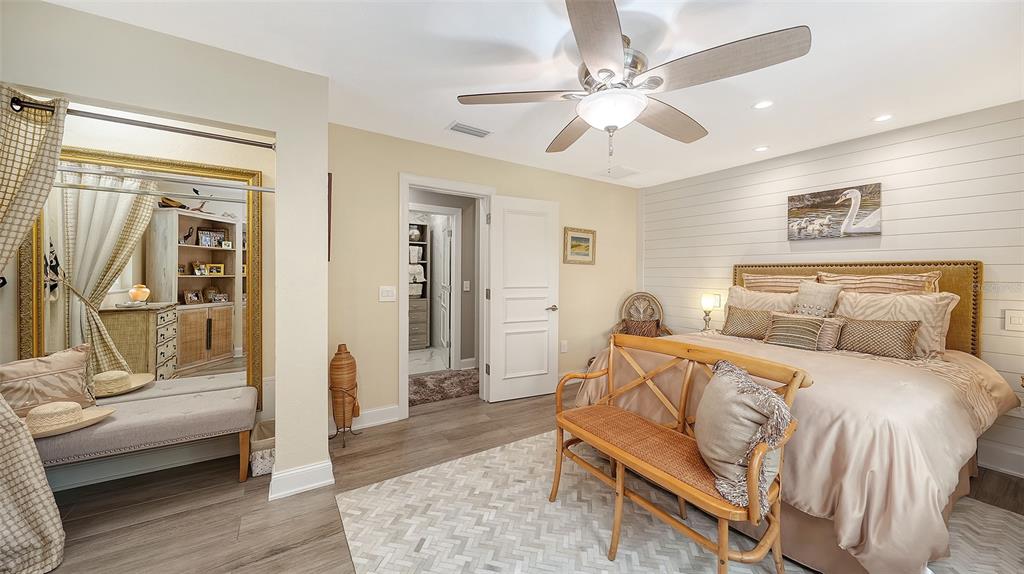 536 Ketch Lane Longboat Key, FL 34228 - Photo 40 of 80