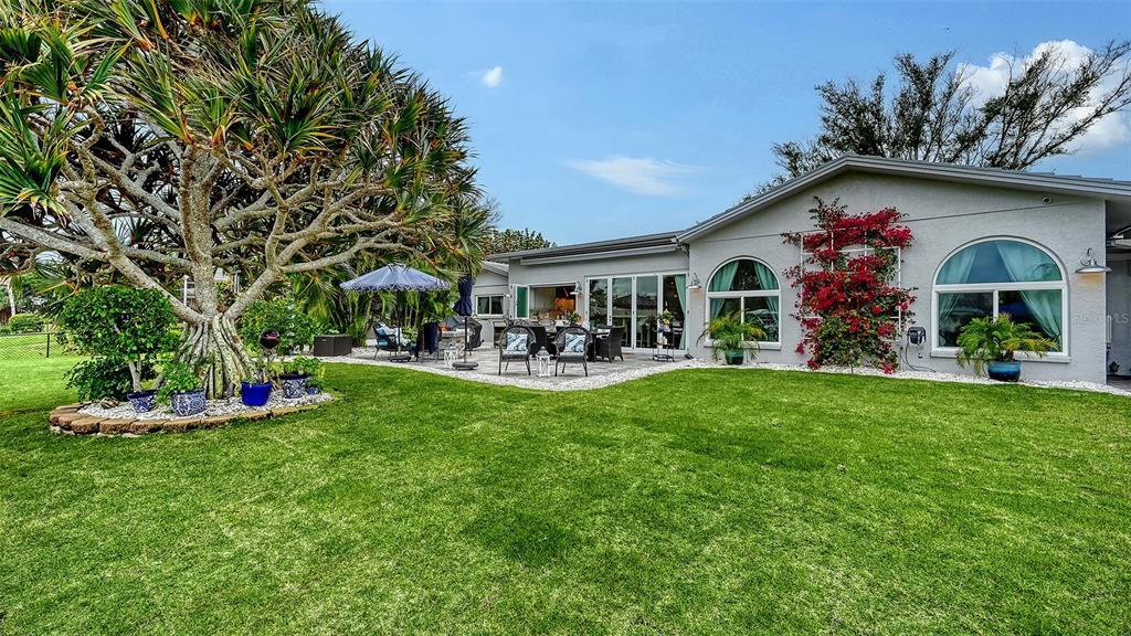 536 Ketch Lane Longboat Key, FL 34228 - Photo 70 of 80