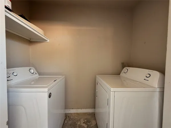 $1,200 | 9201 Clarewood Drive, Unit 58, Houston, TX 77036