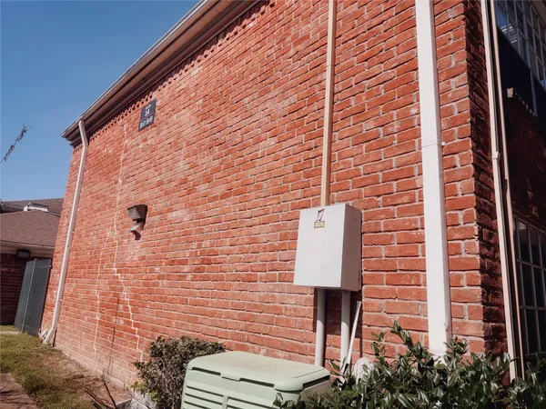 $1,200 | 9201 Clarewood Drive, Unit 58, Houston, TX 77036