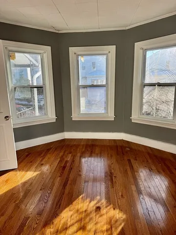 $2,600 | 133 Endicott Street, Unit 1, Worcester, MA 01610